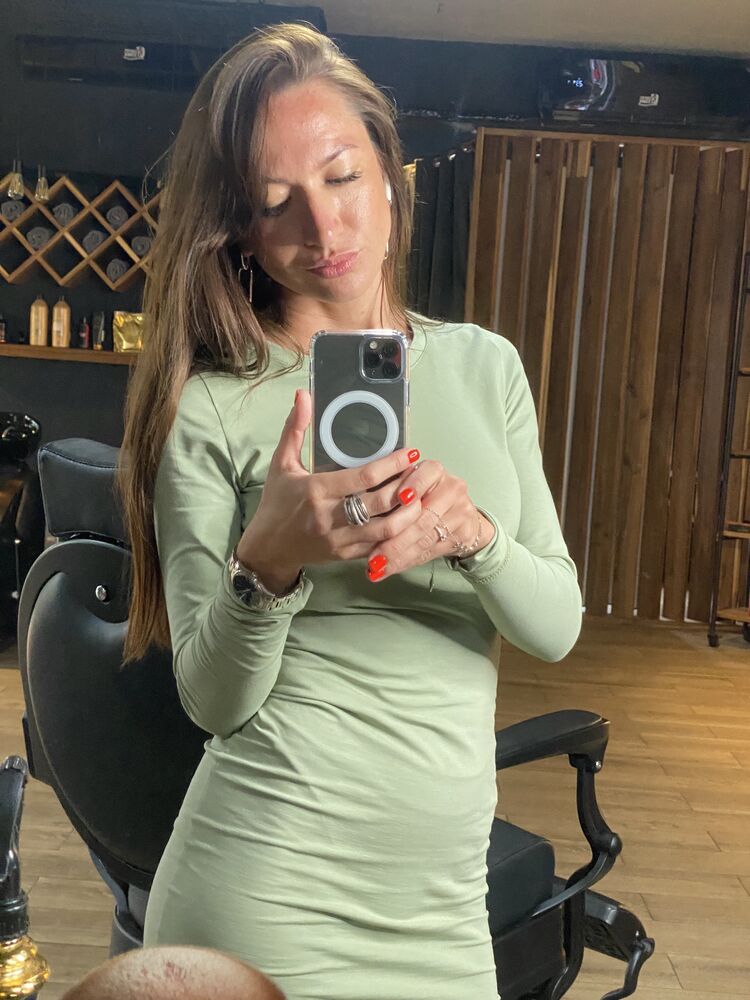  49517537  Daria, 33 ,    