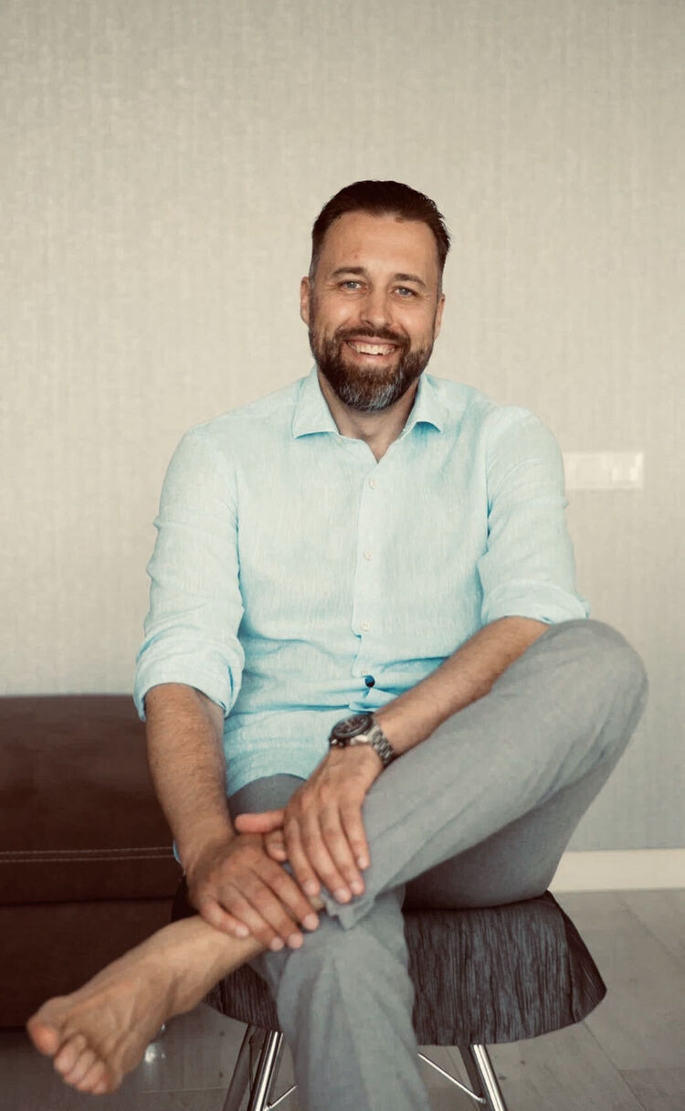 ���� 38827247 ������� Red, 40 ���, ���� ���������� � �����-����������