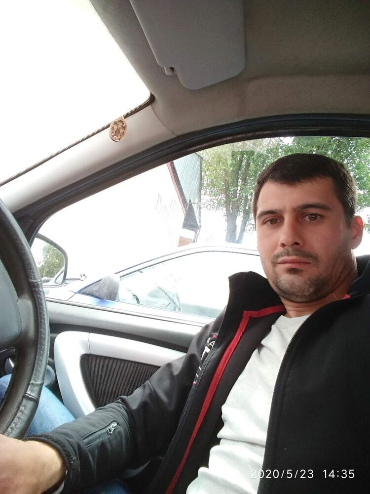  ,   Oleg, 39 ,   ,   , 