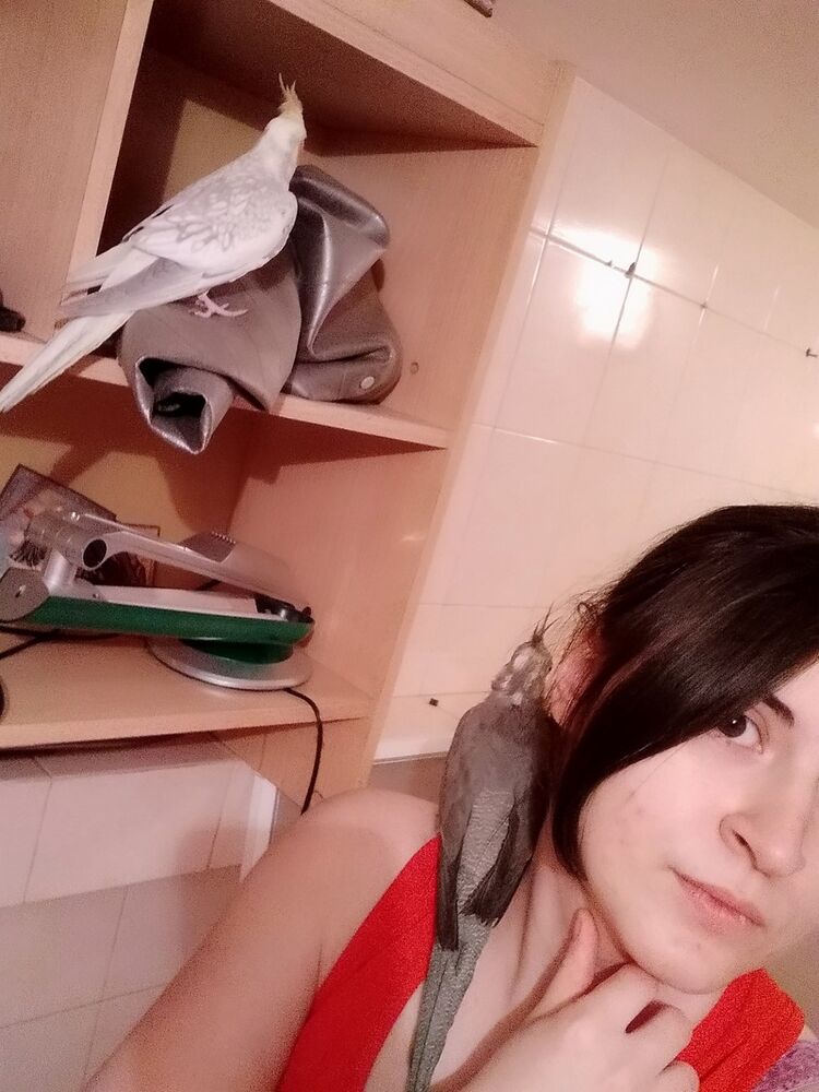  ,   Eva, 25 ,   ,   , c 