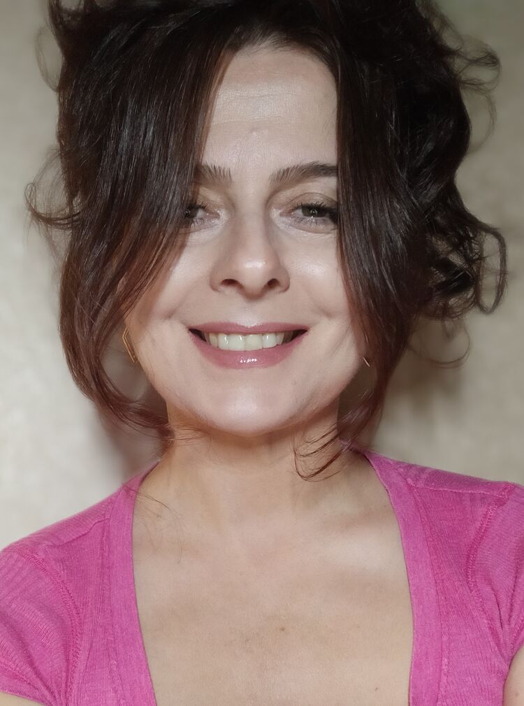  53763097  Karina, 42 ,    