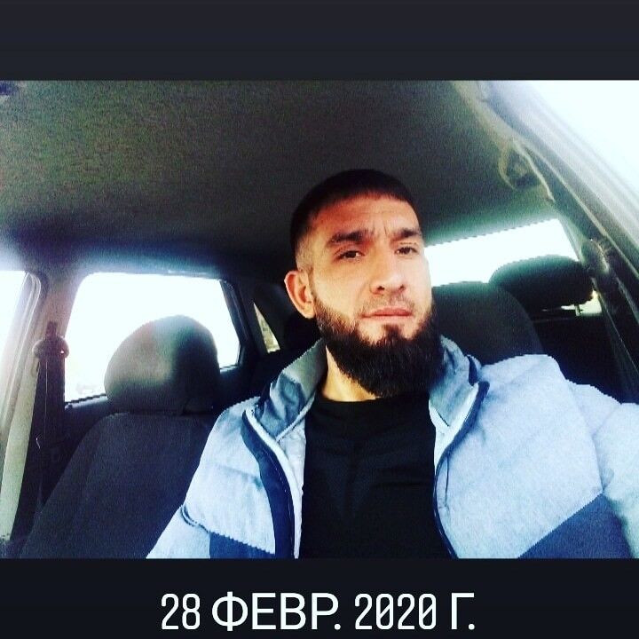  19799857  Murad, 37 ,    