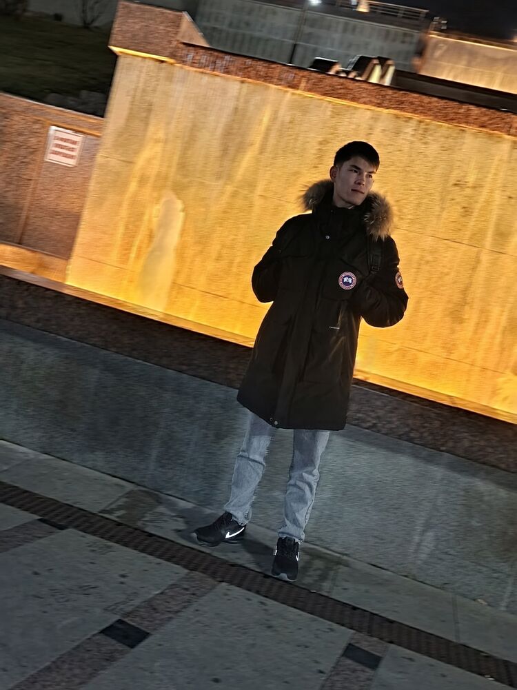  53907107  Daniel, 25 ,    