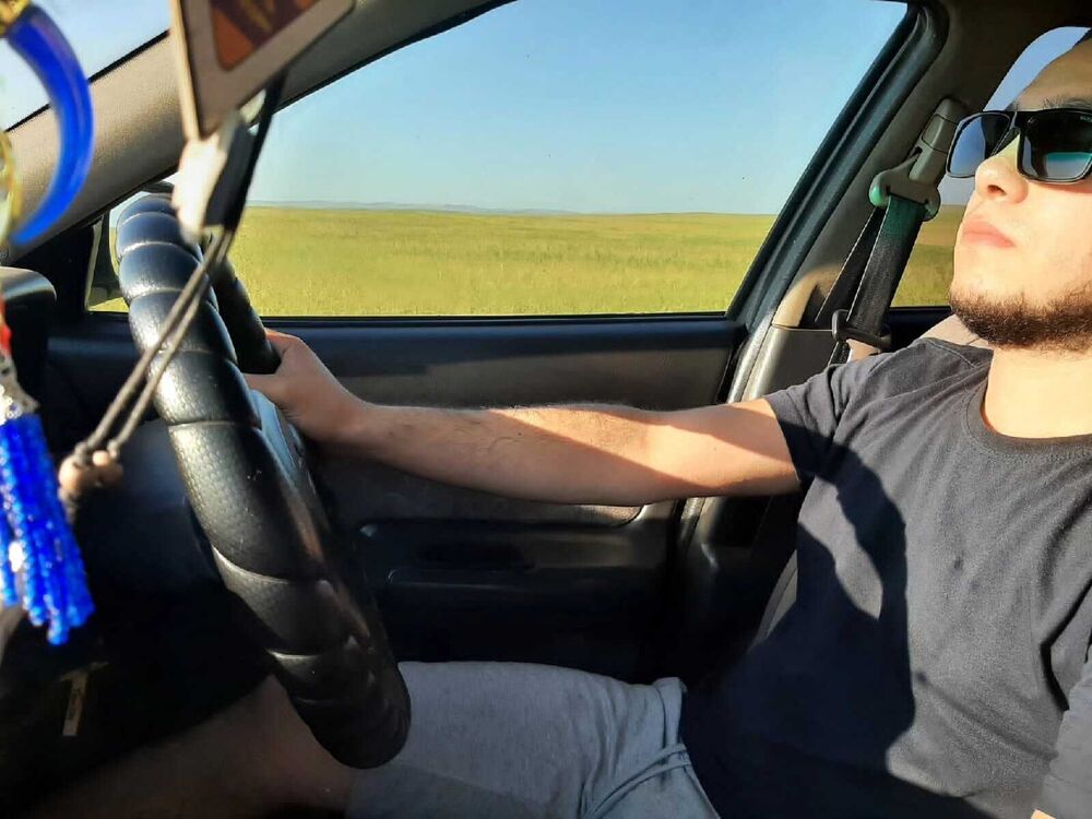  28861367  Anar, 26 ,    