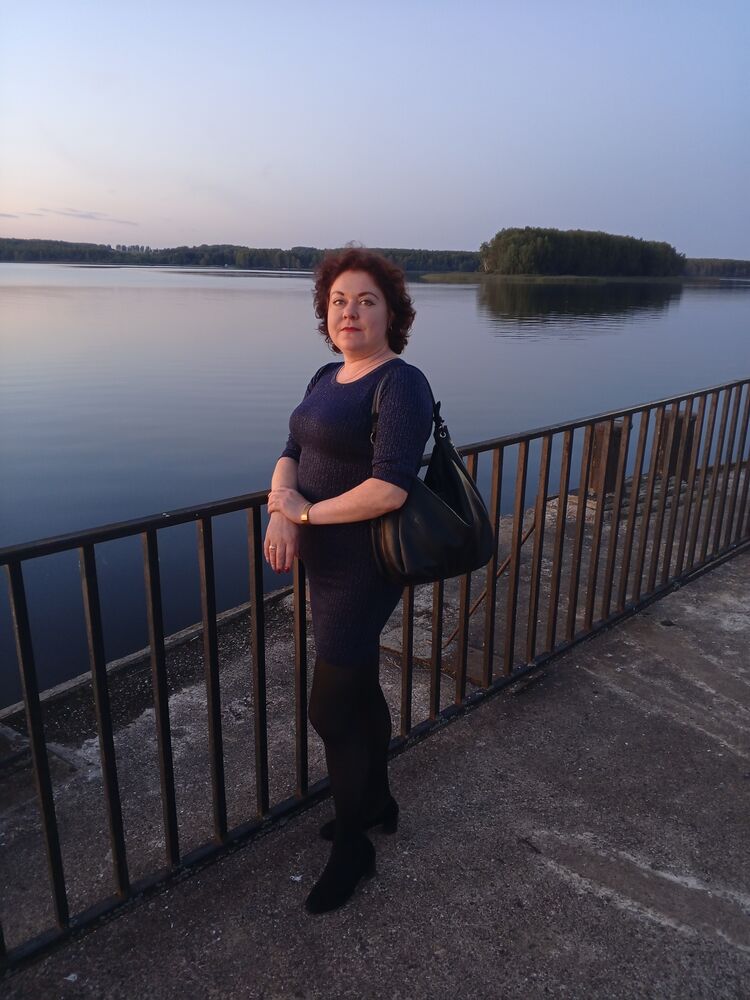  53757647  Elena, 39 ,     