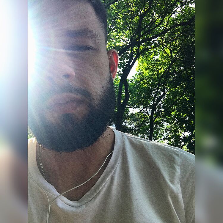 ,   Maks, 27 ,   ,   