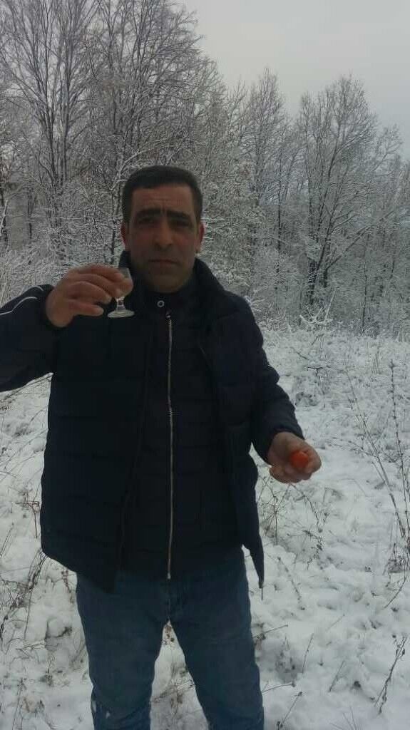  19360437  Ehmed, 50 ,    