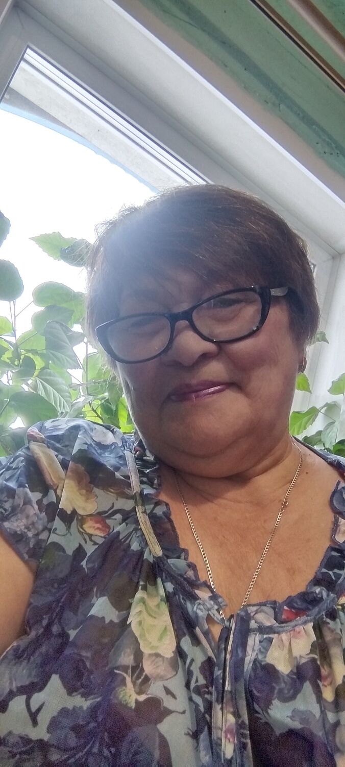  ,   Lyubov, 65 ,   c 
