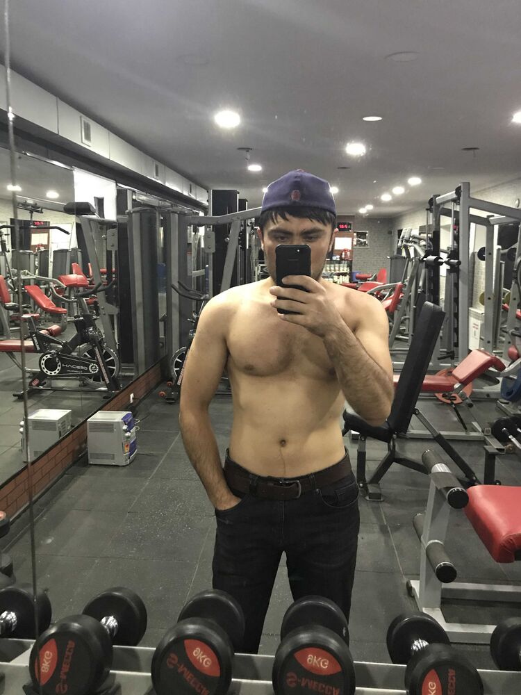  ,   Bek, 34 ,   ,   