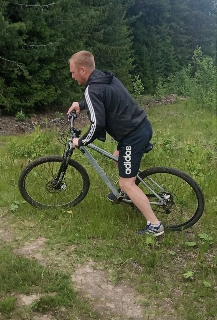  28981237  Alex, 37 ,    