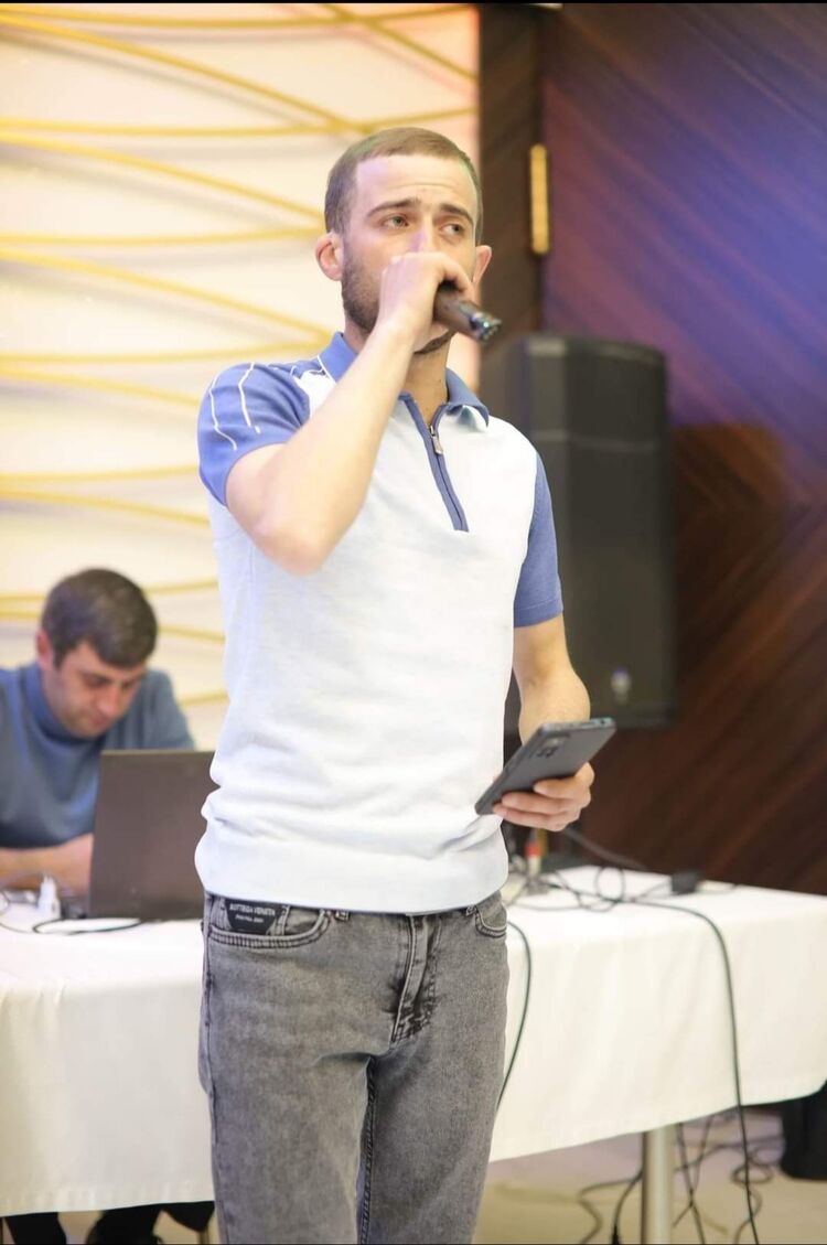  35609627  Arman, 30 ,    -