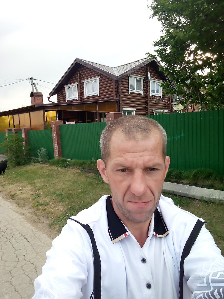  34790967  Nikolay, 40 ,    