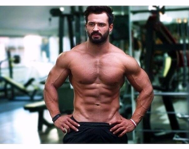  ,   Alex, 37 ,  