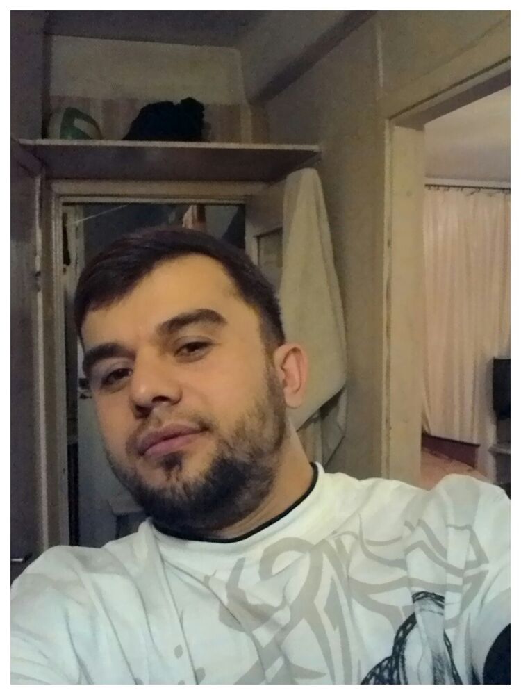  ,   Adam, 37 ,   ,   , c 