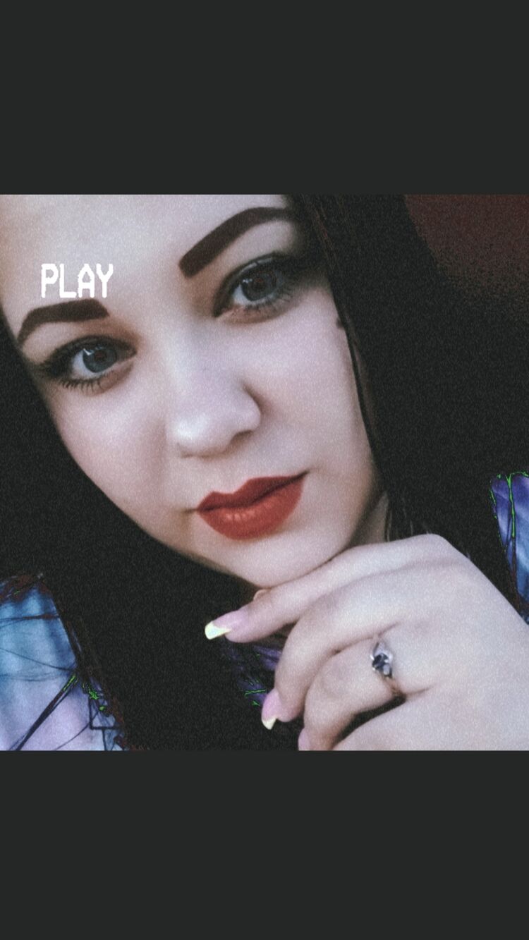  ,   Darya, 22 ,   c 