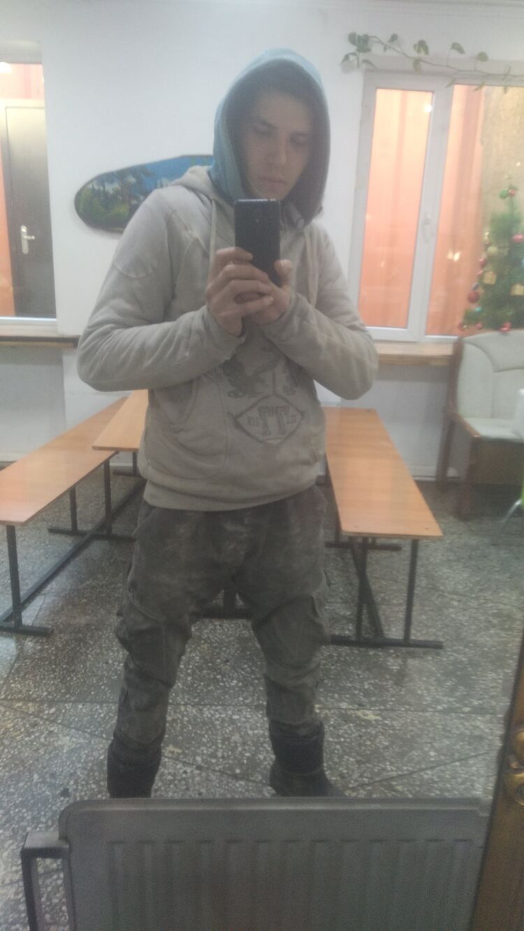  48209557  , 23 ,    