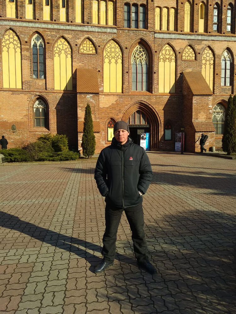  Genk,   Aleks, 44 ,   ,   , c 