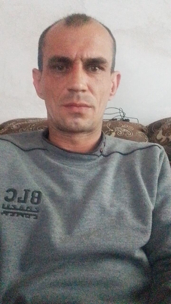  35309597  , 37 ,    