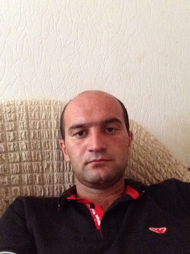  ,   Dato, 37 ,   ,   , c 