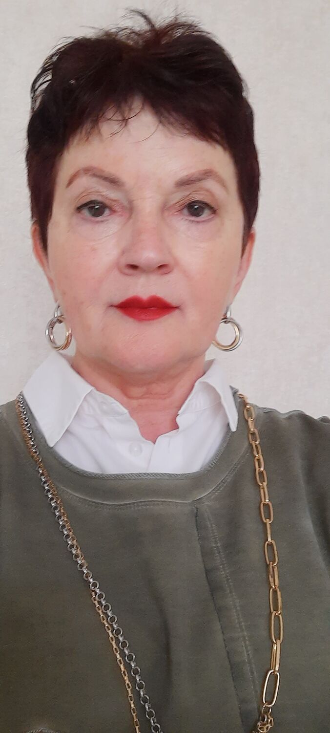  43692087  Larisa, 64 ,    
