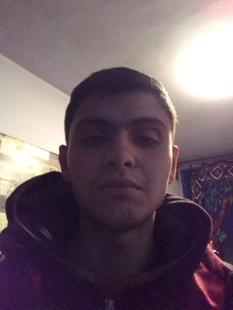  47781547  , 21 ,    