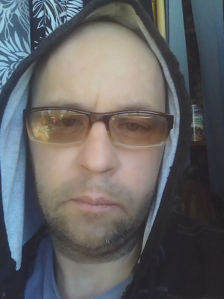  27868387  Vitaly, 46 ,    