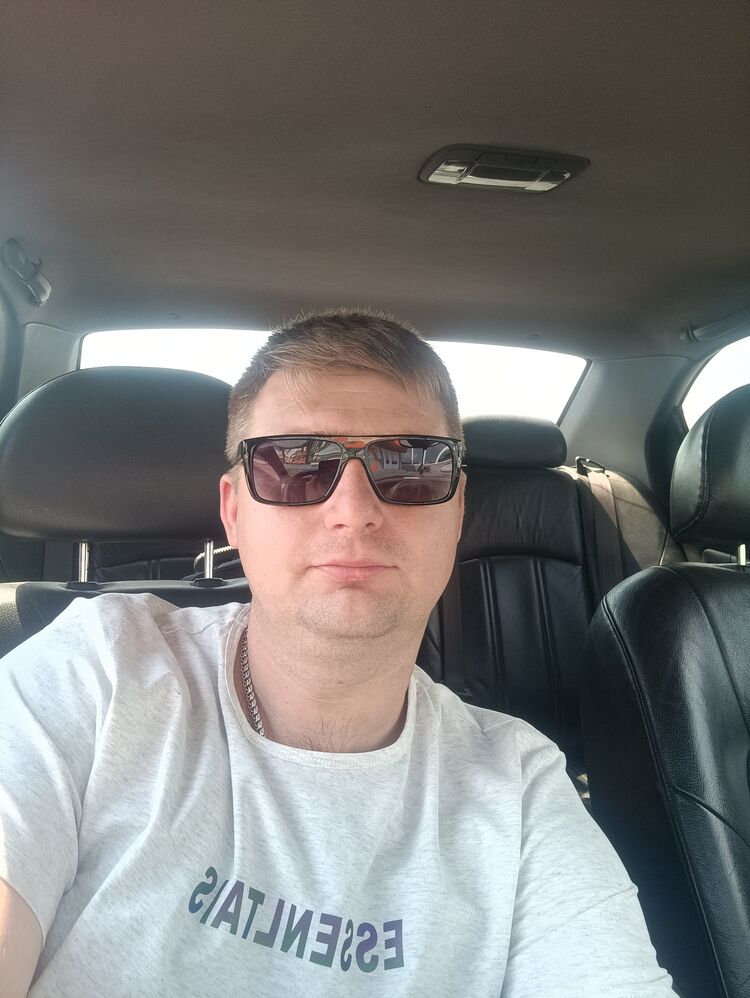  ,   Maxim, 31 ,   ,   