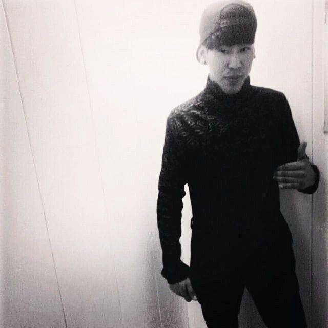  34771827  , 28 ,    
