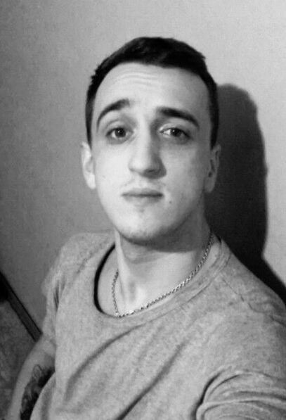 ,   Denis, 30 ,   ,   , c 