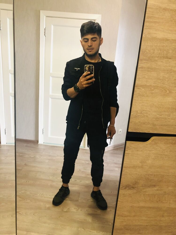  51095477  Zaur, 33 ,     