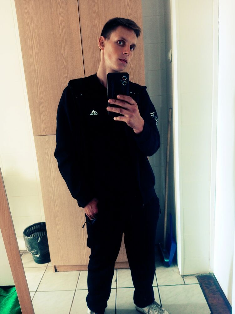  ,   Andrei, 20 ,   c 