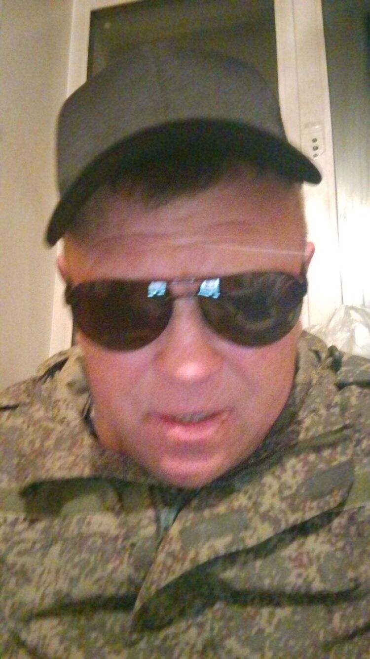  45530287  , 49 ,    