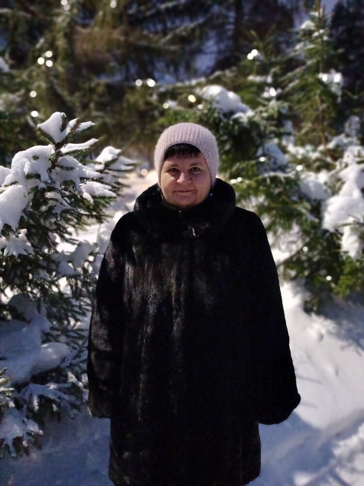  ,   Vesna VIP, 52 ,   c 