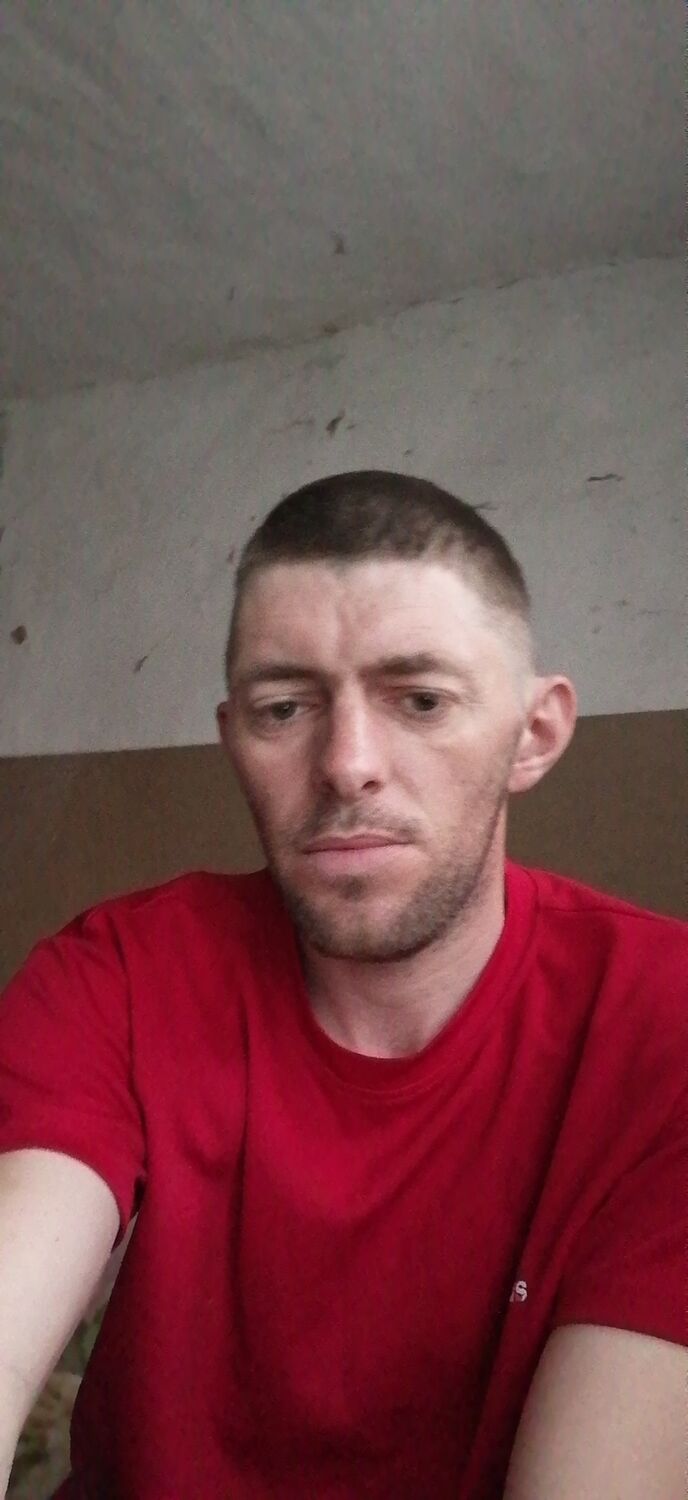  43081897  Alex, 31 ,    