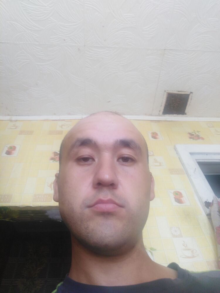  23269907  Damir, 35 ,    