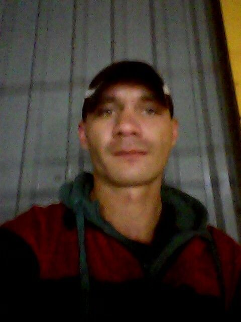  6860767  Dencik, 45 ,    