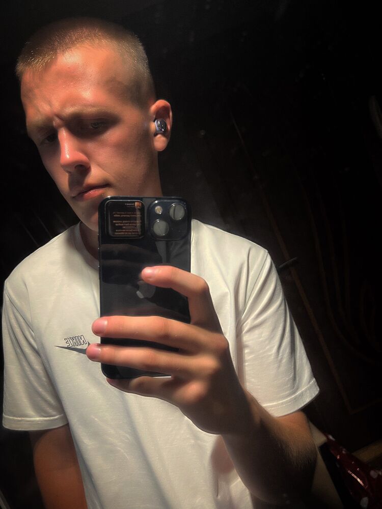  49397337  , 21 ,    