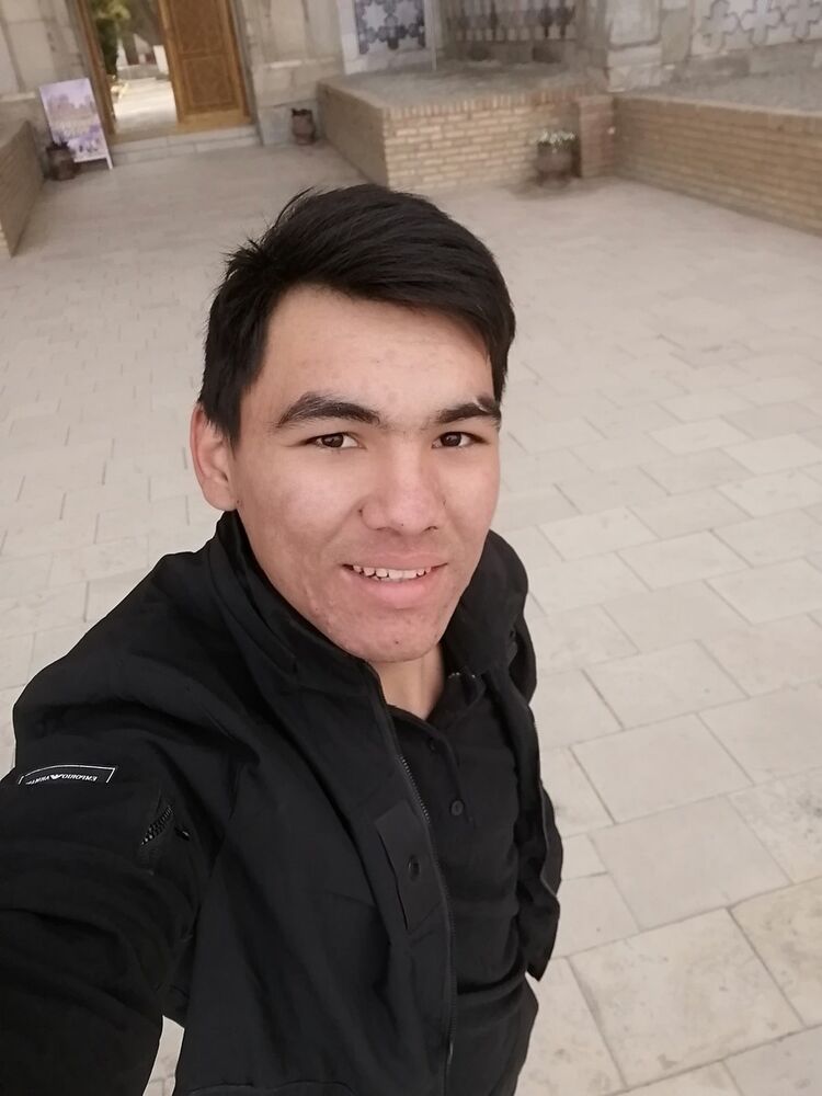  18608387  Tillo, 25 ,    