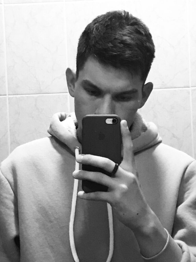 31687787  , 21 ,    