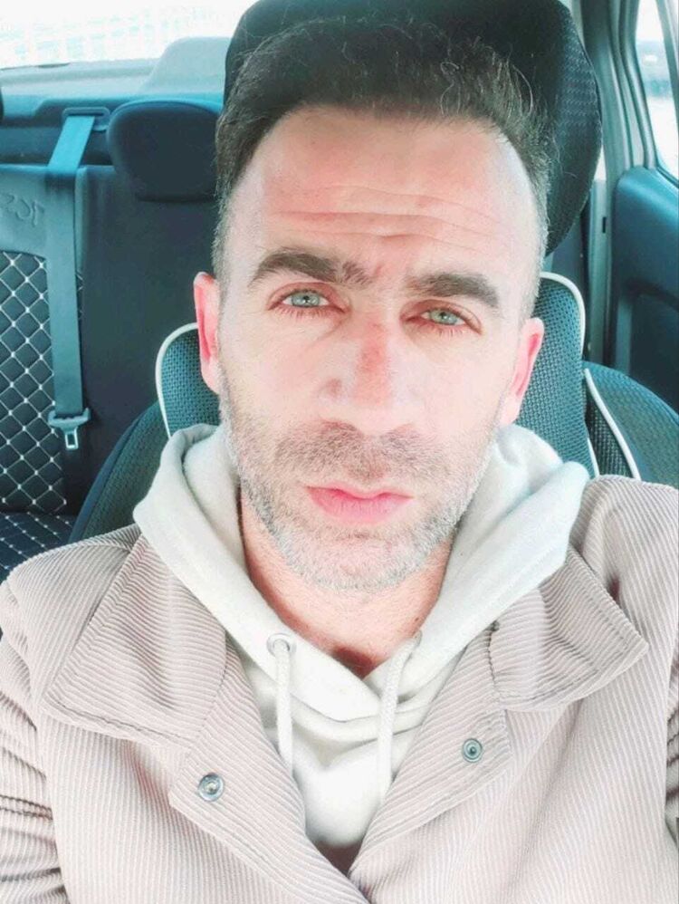  48946727  Volkan, 41 ,    