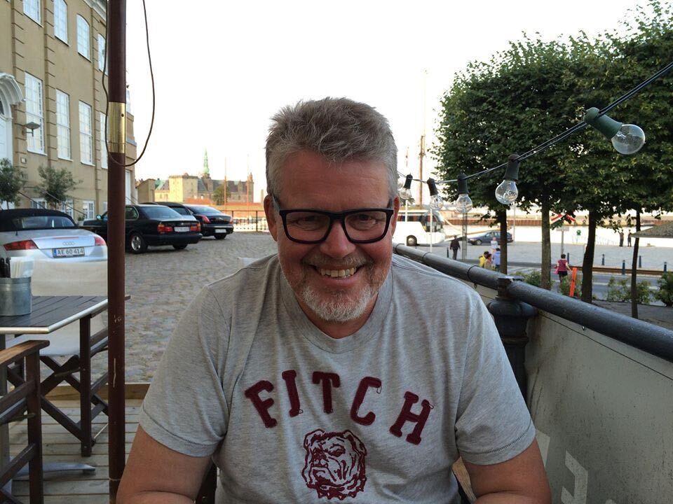  Esenyurt,   Mike, 62 ,   ,   