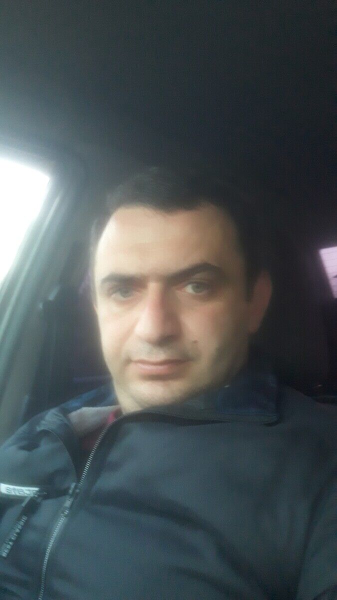  22255957  Aram, 35 ,    