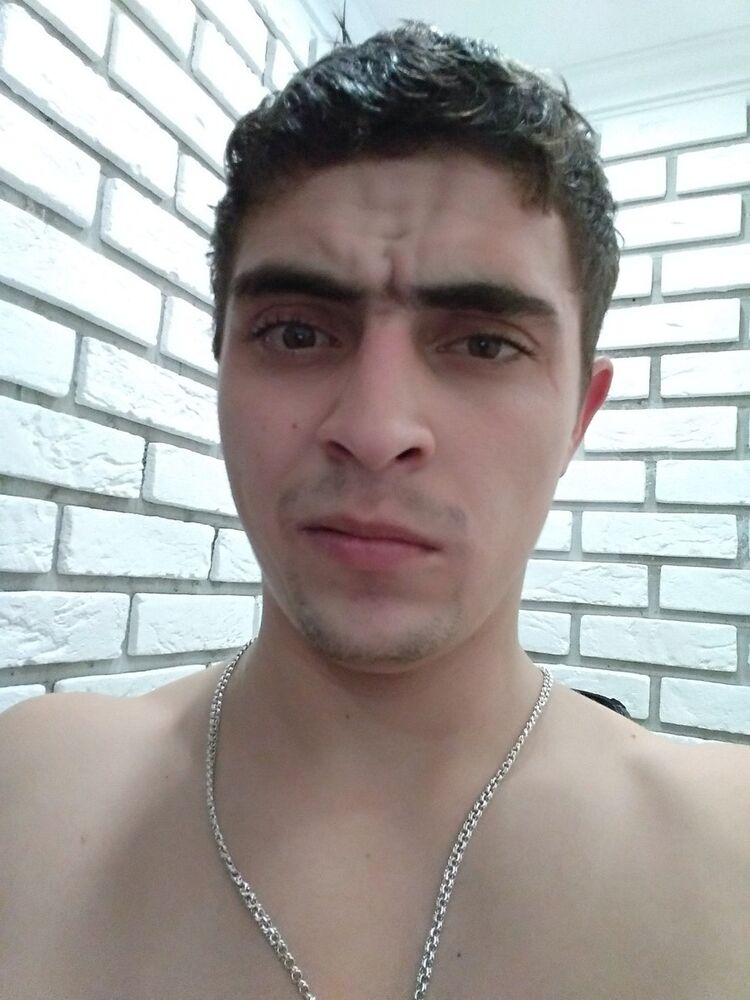  12023897  , 34 ,    