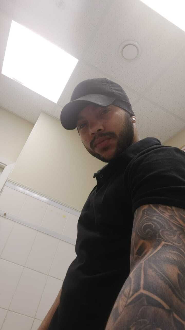  43970177  Abdiel, 29 ,    
