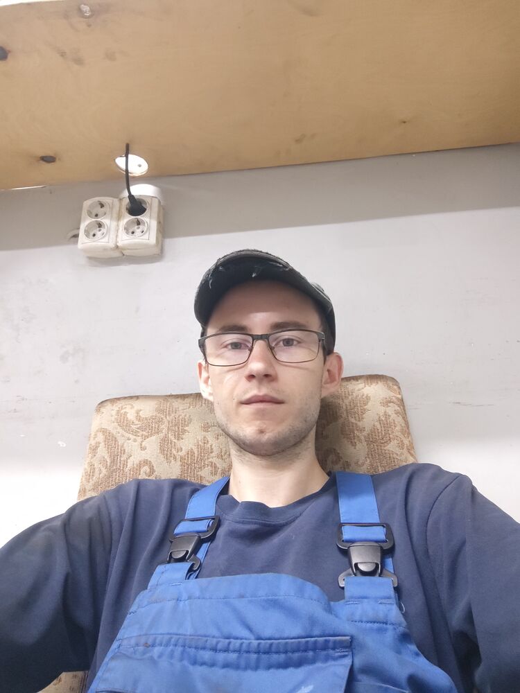  35932037  , 28 ,    