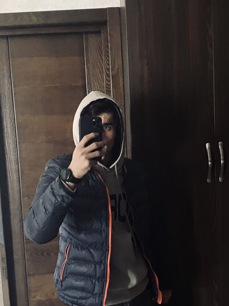  ,   Roko, 23 ,   ,   