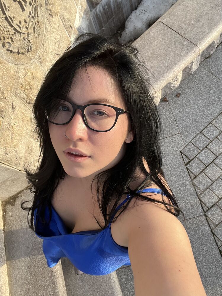  ,   Darya, 27 ,   ,   