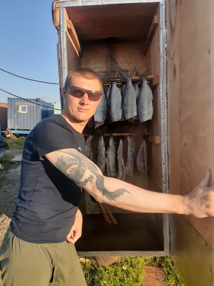  46614847   xXx, 36 ,    