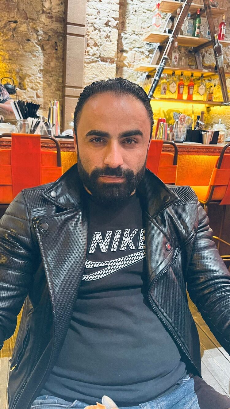  ,   Mustafa, 27 ,   ,   