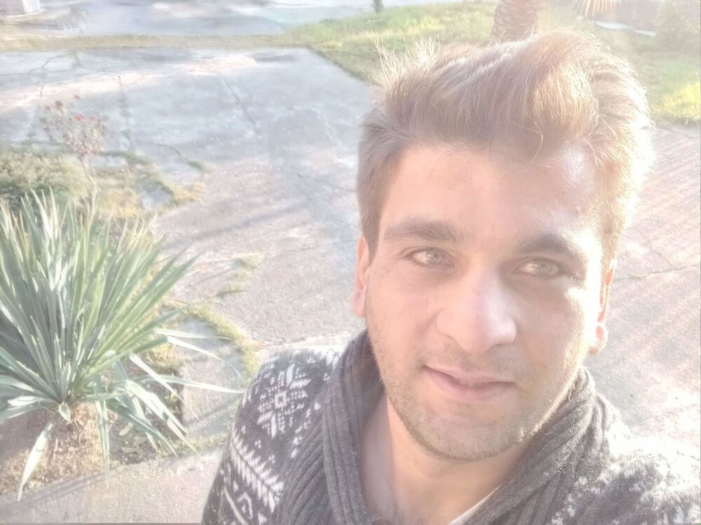  18366657  Aleko, 35 ,    